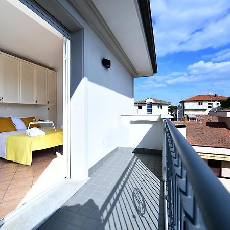 Residence Marlin Riccione Ngoại thất bức ảnh